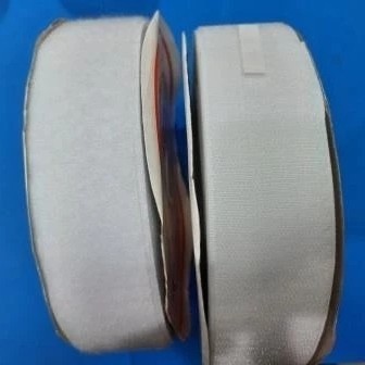 

Ready Stock Velcro/ Hook And Loop /Perekat /Magic Warna Tape 2 Inch- 20 Yards Packing Aman