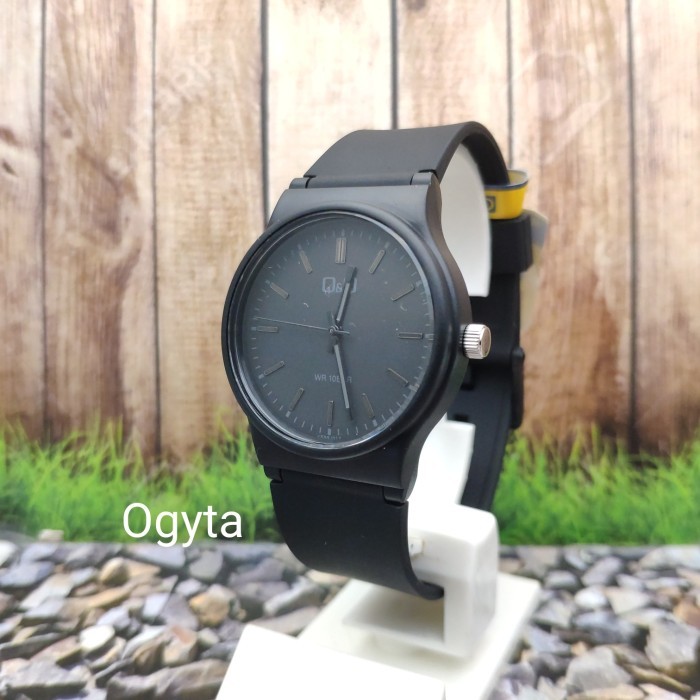 Jam Tangan Pria Q&Q Qq Analog Strap Karet Hitam Vs50J017Y Original