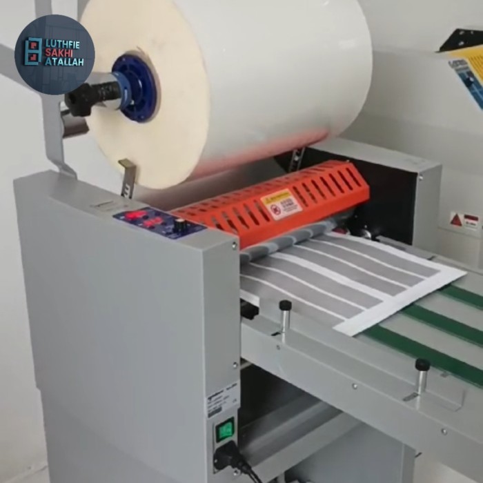 TERLARIS Mesin laminating roll 390