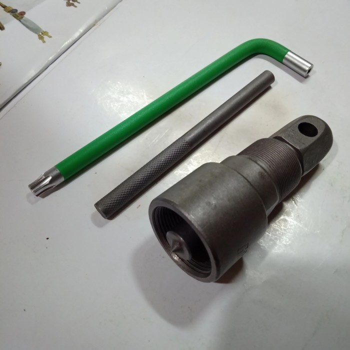 Cuci Gudang.. Treker Magnet + Kunci L Klep T40 Motor Yamaha Mio