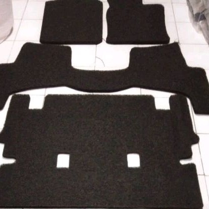 

TERLARIS KARPET MIE BIHUN MOBIL ALL NEW AVANZA ALL NEW XENIA TAHUN 2012-2015 3 BARIS NON TANPA