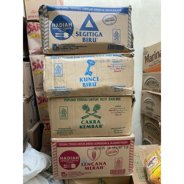 TERLARIS TEPUNG SEGITIGA/CAKRA/KUNCI BIRU/LENCANA MERAH 1KG/500GR DUS MURAH MURAH