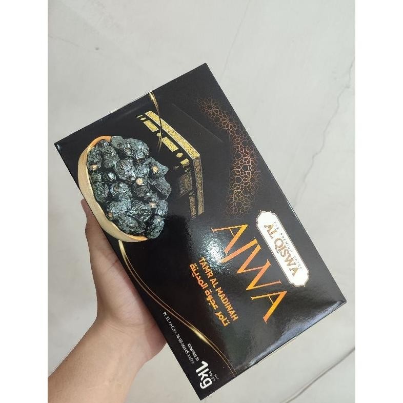 

tin- kurma ajwa al qiswah / kurma ajwa al madinah / kurma madinah / kurma nabi / oleh oleh umroh haji 1kg