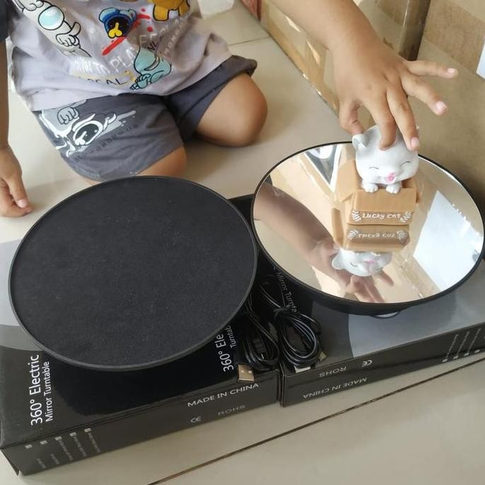 

Stand Display Putar / Tatakan Figure Rotating Display Diameter 20 cm