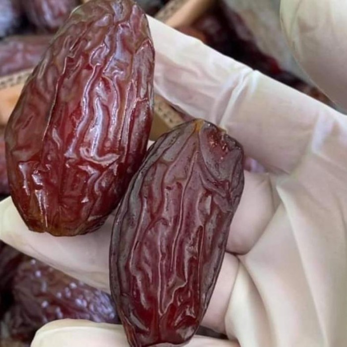 

TERMURAH KURMA MEDJOL 1KG JERICHO PALESTINA JUMBO CLASS 1//KURMA RAJA