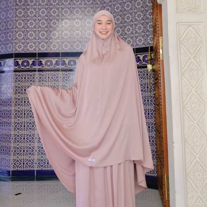 Lozy Hijab - Medina Prayer Set ( Mukena Satin Silk )
