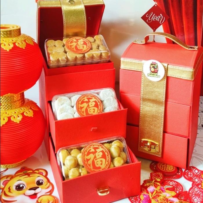 

CNY HampersCNY CookiesParcel Cookies Imlek-Han Xiang Zi