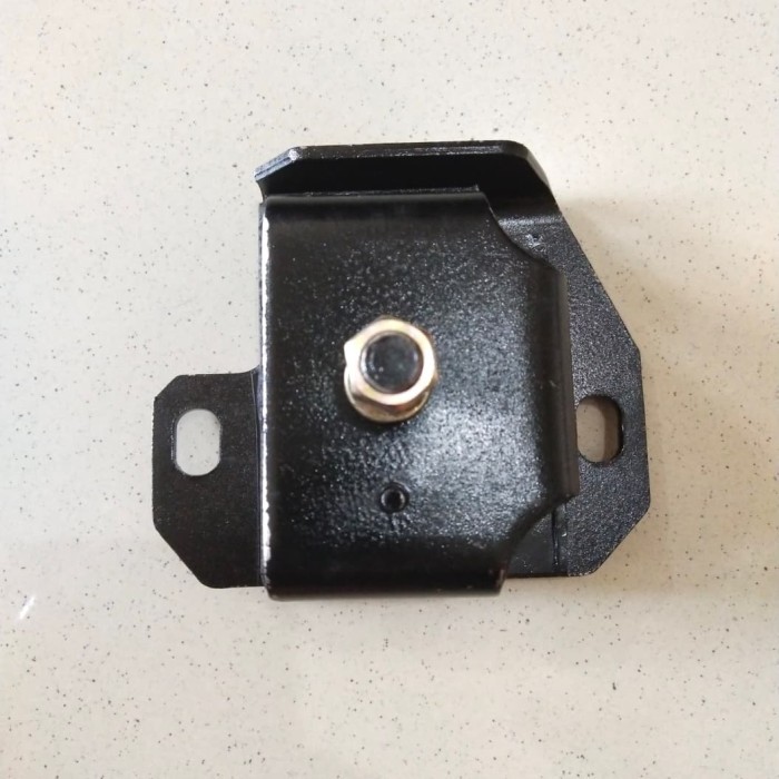 Pangkon Mesin Elf NKR66 Kanan Bozz Engine Mounting Elf Double 8-97122-