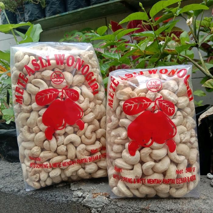 

BARANG TERLARIS kacang mete mentah kering (500gr) food Makanan