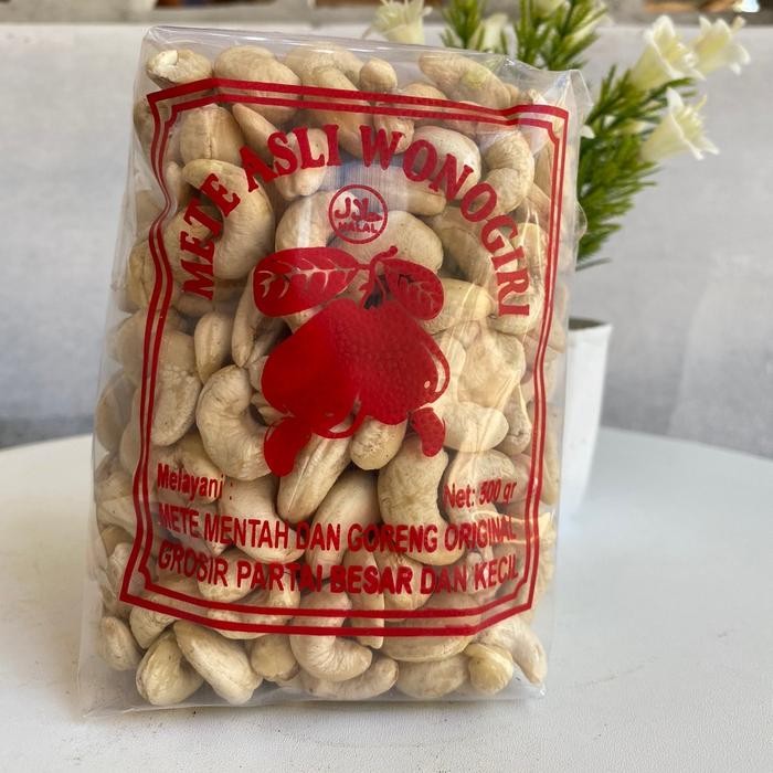

BARANG TERLARIS 500gram kacang mede mentah asli wonogiri Organik Camilan Snacks