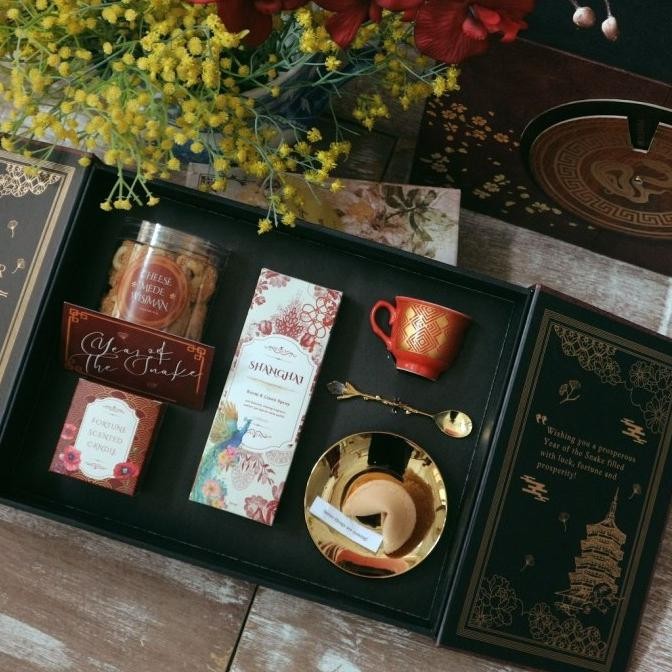 

Murah Shanghai Chinese New Year Cny Imlek Sincia Hampers Parcel Gift Custom