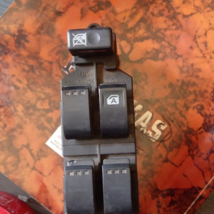 panel tombol power window ayla agya