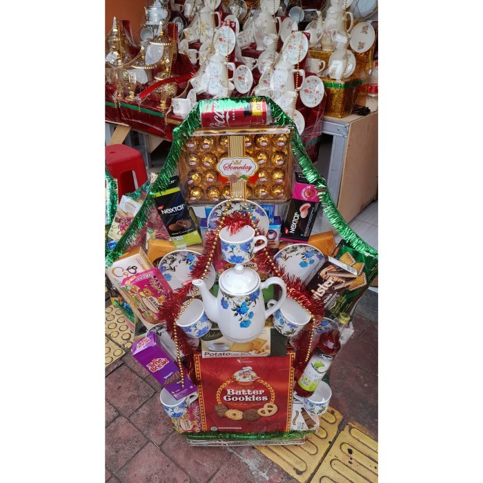 

Parcel Coklat Mix Teaset Hadiah Lebaran 2023