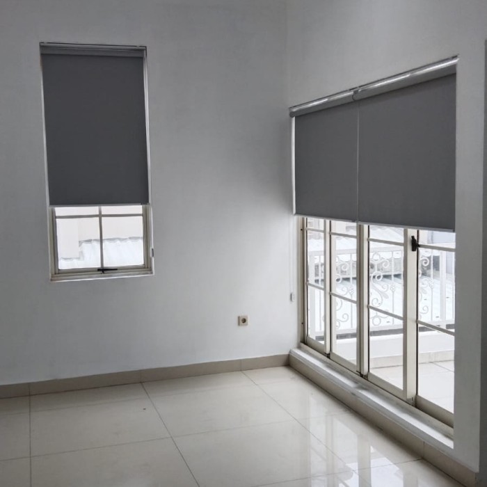 roller blind blackout,gorden blind,tirai gulung jendela,tirai blind