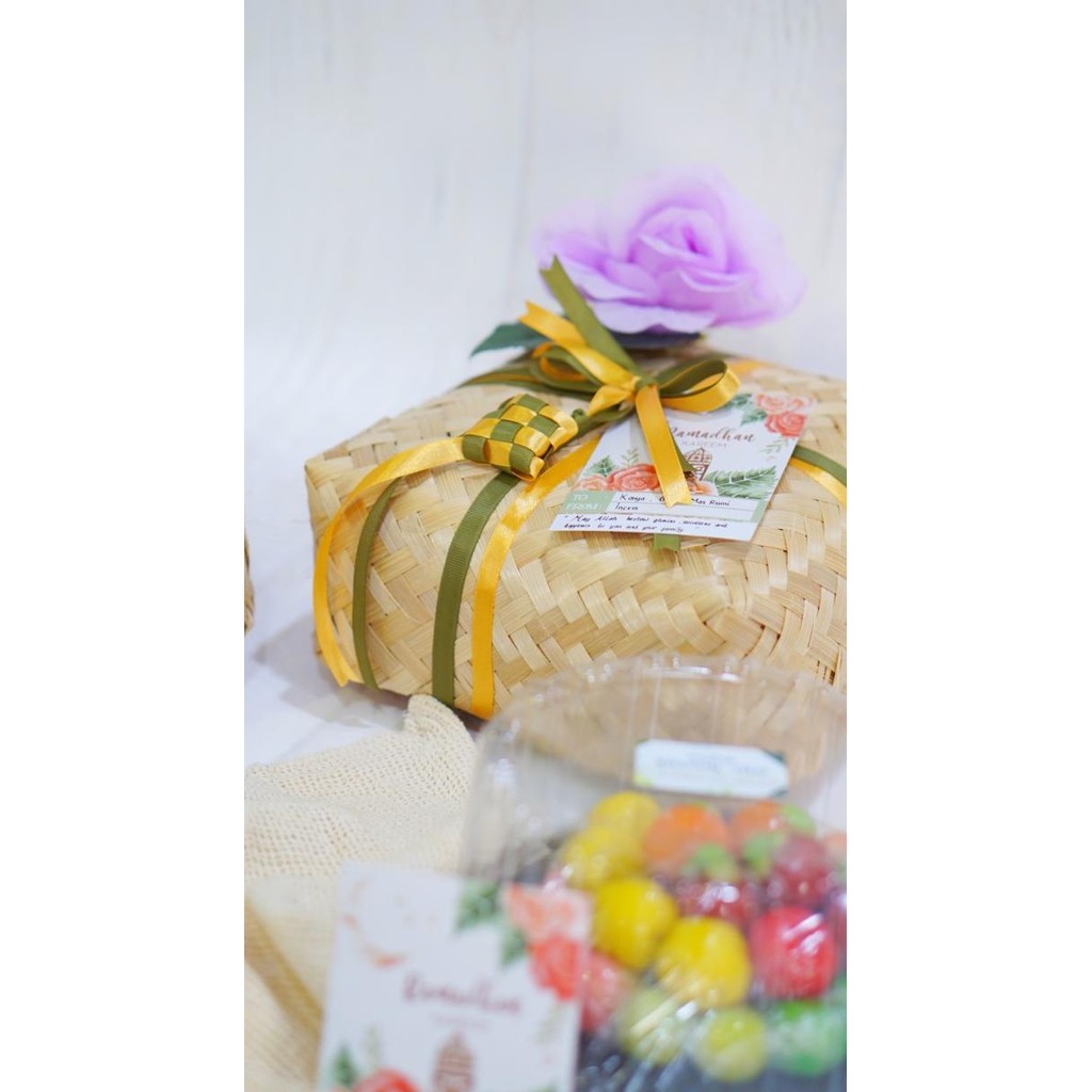 

KUE BASAH KACANG HIJAU LUK CHUP JAJANAN PASAR TAMPAH BESEK HAMPERS