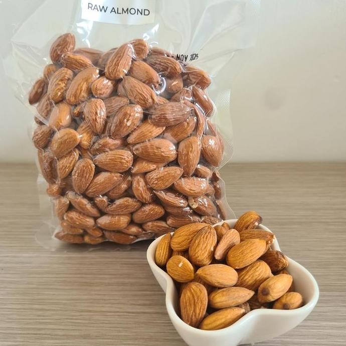 

Almond Raw ( Kacang Almon Mentah Fresh Utuh ) - 500g Berkualitas