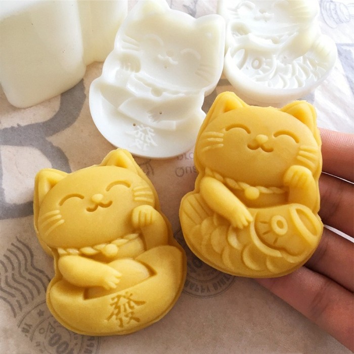

READY STOCK CETAKAN KUE BULAN 50 GR MOONCAKE CAT FISH PRESS MOON CAKE 50 GRAM 50GR