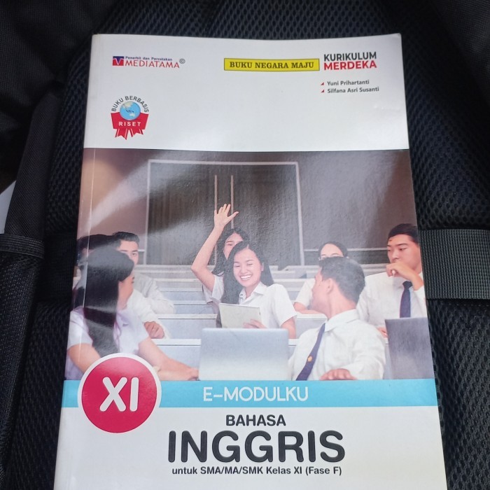 

Buku Emodulku Bahasa Inggris Kelas Xi Sma/Ma/Smk
