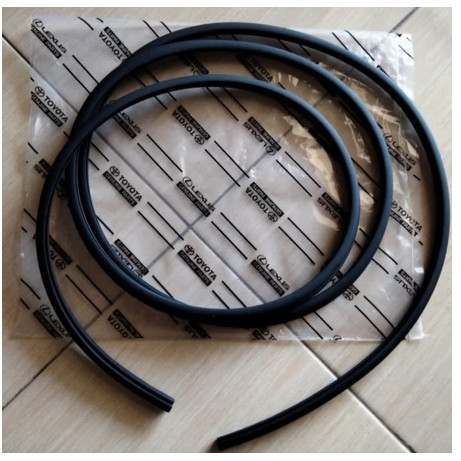KARET KACA DEPAN / KARET KACA MUKA LUXIO ORIGINAL