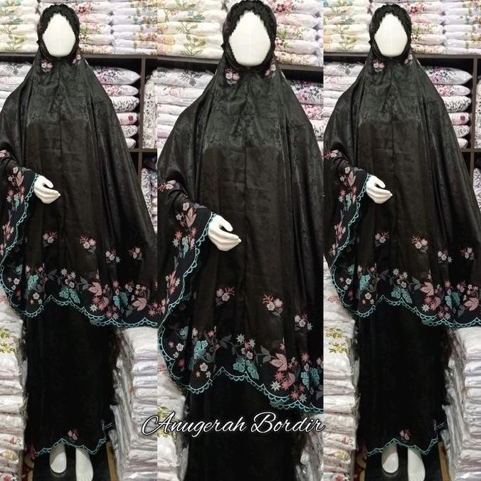 Miliki Mukena Bordir Bahan Semi Sutra Khas Bukittinggi / Padang