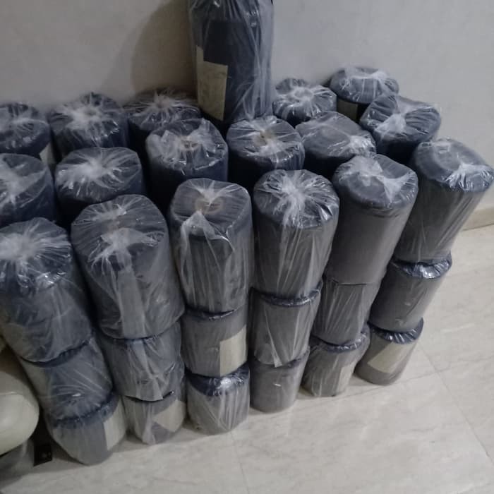 

PLASTIK ROLL PE HITAM UK LEBAR 50CM 1 ROLL BERAT 5KG NYARUNG
