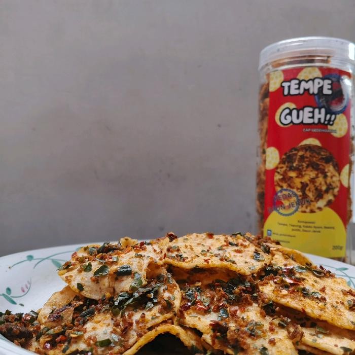 

Ready Stock Bundling 3 ( Keripik Tempe Sagu Pedes Daun Jeruk + Keripik Tempe Sagu Original Daun