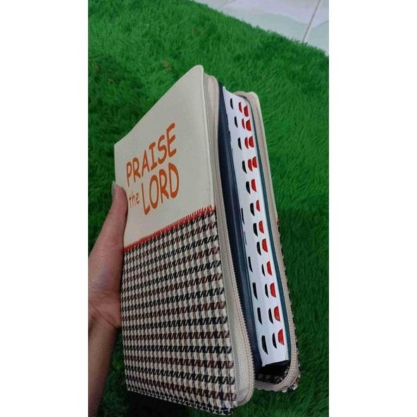 

COD Sampul Buku Alkitab Sedang Cover Tas Alkitab Sedang Aneka Sampul Kitab Suci ga-121