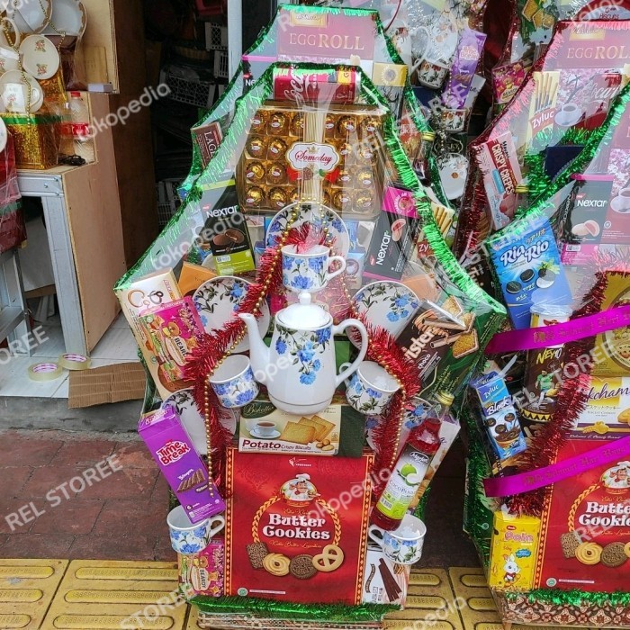 

Parsel Coklat Mix Teaset Hadiah Lebaran