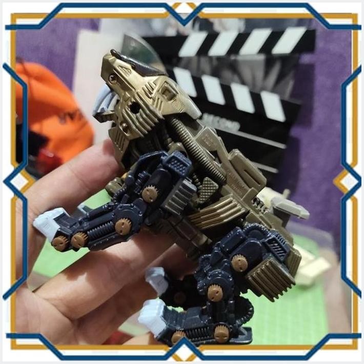 [R28] ZOIDS SABER TIGER PRODUCTS TOMY