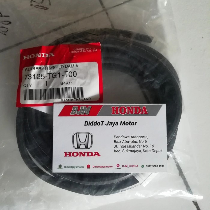 KARET LIST KACA DEPAN HONDA BRIO MOBILIO