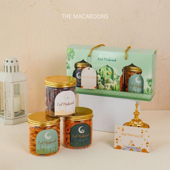 

New! Hampers Lebaran Idul Fitri isi 3 Jar Kue Kering - Parcel Souvenir Hadiah Eid Mubarak - Pangpang Cookies Kurma Idul Fitri