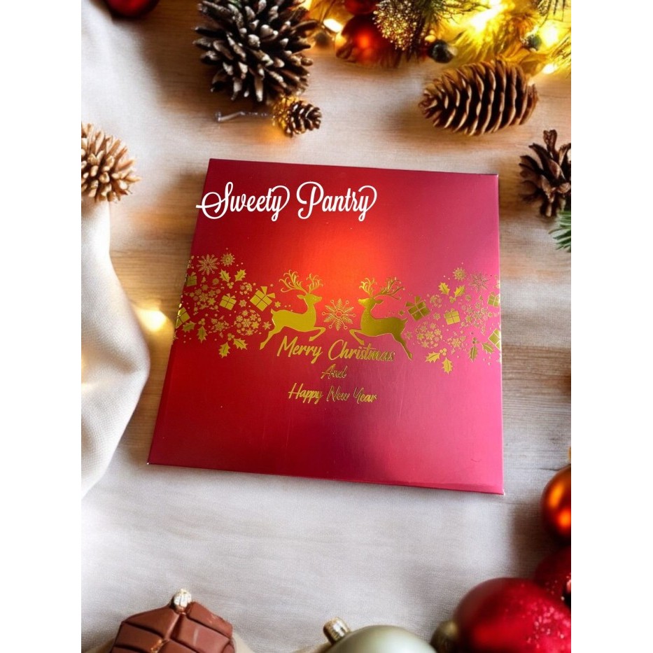 

Kotak Box Sekat Christmas Nastar Coklat 36 Holes Natal Mika Emas