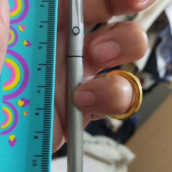 

Pulpen dan pencil (jadi 1) Mon. Blan. kondisi mekanikal dalam rusak apa adanya buat part