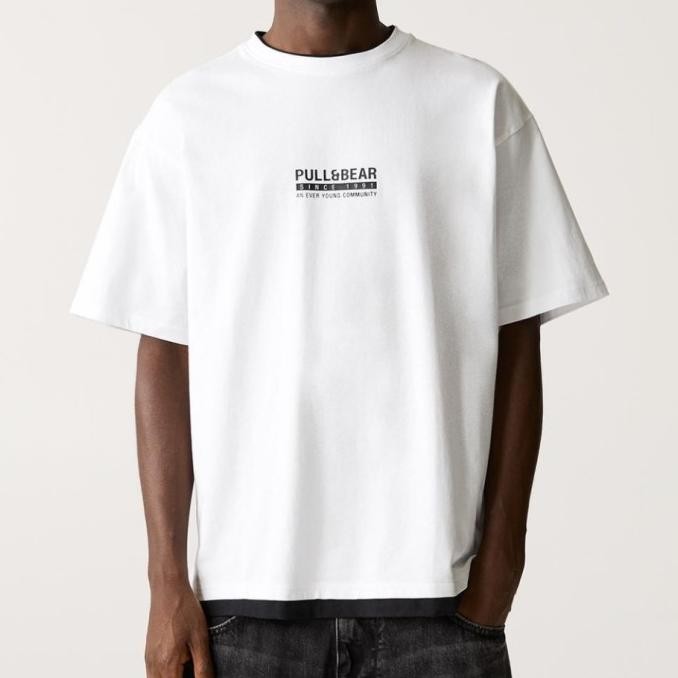 Kaos logo pria pull and bear original - white Terlaris