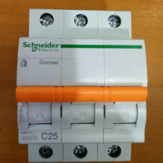 MCB 3 PHASE 25 A DOMAE SCHNEIDER