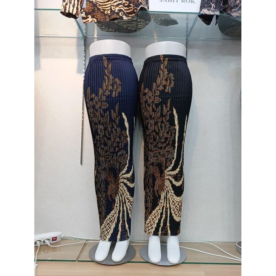 MILIKI SEGERA ROK PLISKET JUMBO BATIK / BAWAHAN KEBAYA / ROK BATIK JUMBO HITAM WANITA A-LINE HITAM