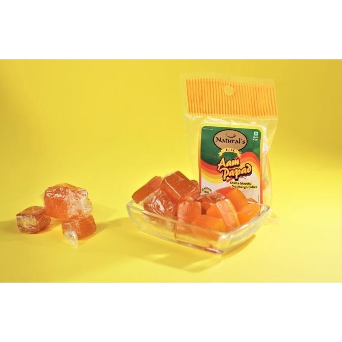 

,,,,,,,] AAM PAPAD Khatta Meetha Dry Mango CUBES NATURAL'S 115G / Permen