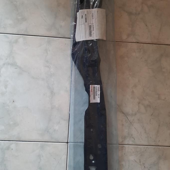 SUPPORT RADIATOR / bullhead radiator atas calya sigra ori