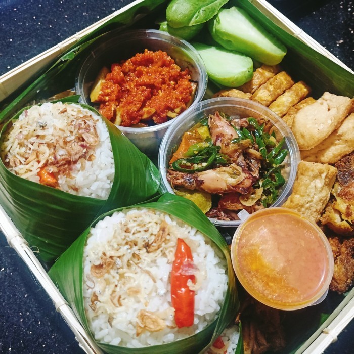 

NASI LIWET UNTUK 5 PORSI, HAMPERS NON HAMPERS