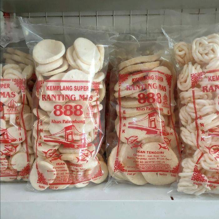 

Terbaru KEMPLANG PREMIUM LENGKAP ( MINI,KANCING,PESER, SANGGUL) 1 KG PAKETAN LENGKAP KEMPLANG ENAK