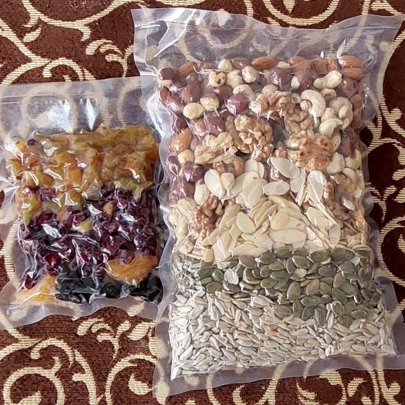 

mixed nuts & dried fruits 1kg