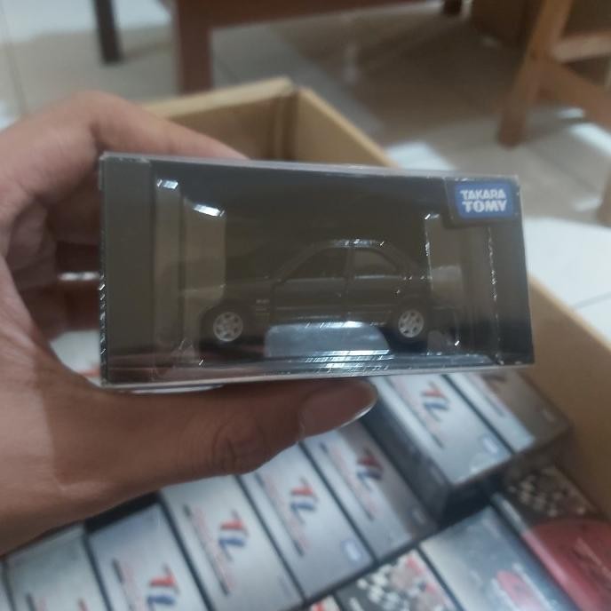 TOMY Tomica Limited 0090 Nissan Primera