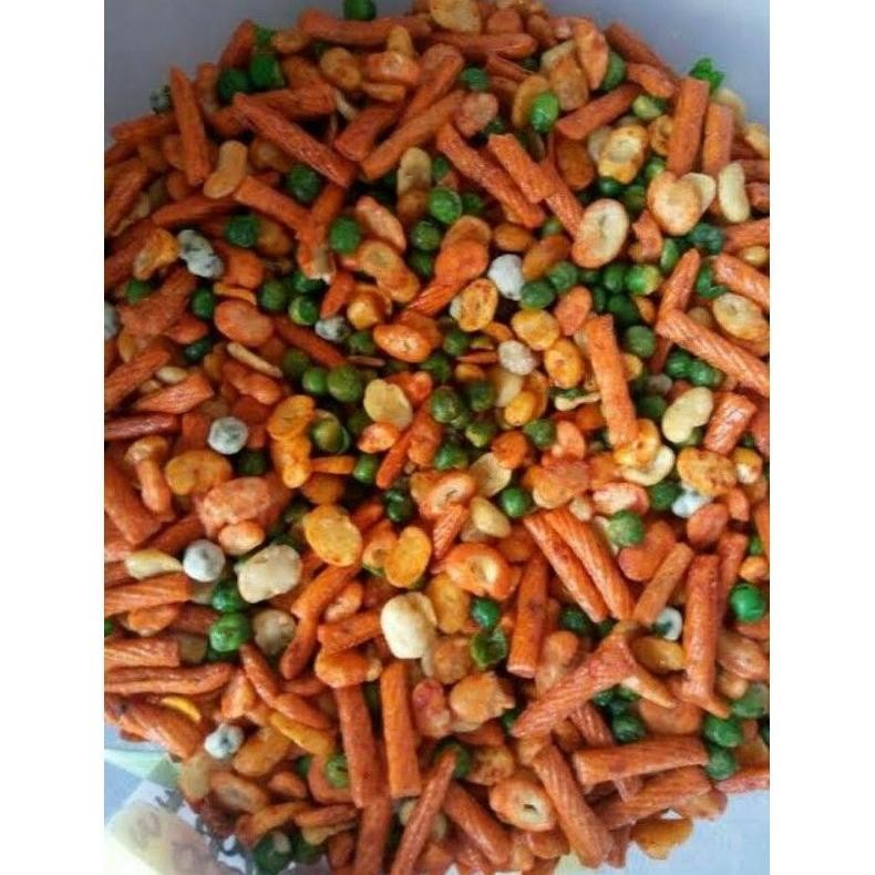 

PK32 kacang koro mix fresh - snack lebaran - camilan enak lezat gurih Hemat