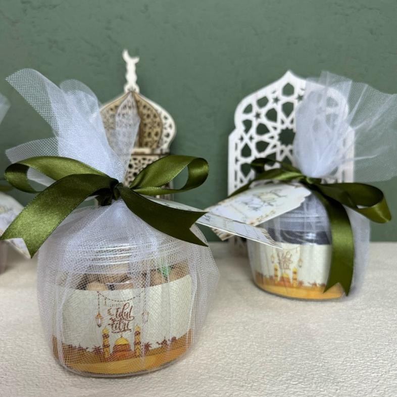 

ad-3 HAMPERS LEBARAN AISHA HAMPERS IDUL FITRI 1 TOPLES 400ML HAMPERS CEMILAN SNACK KUE HAMPERS IDUL FITRI 2024 Termurah