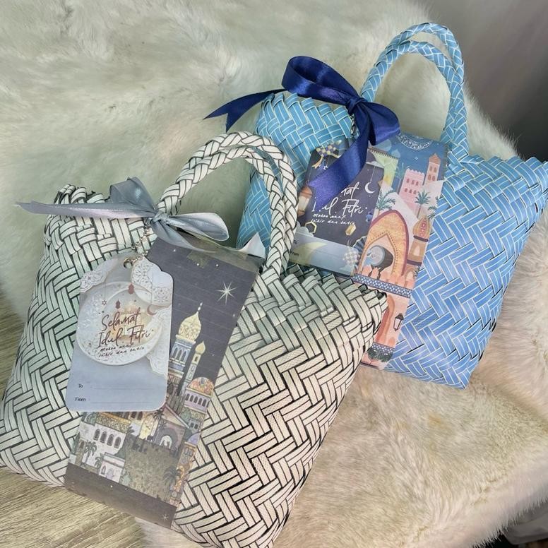 

hj-54 Hampers Lebaran Snack Jar Tas Anyam Low budget Isi 2 snack kar Terlaris
