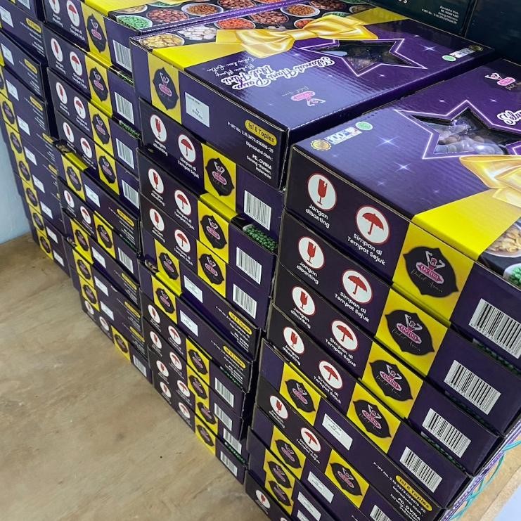 

Paket Kue Lebaran Ovina Kacang Isi 6 Parcel Kue Lebaran Paket Kue Kering Parcel Hampers Lebaran Terlengkap Dan Termurah