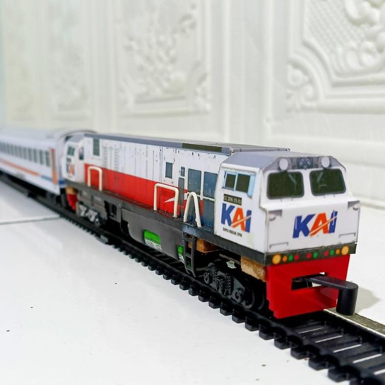 m-4 KERETA API INDONESIA | FULL SET RANGKAIAN | LOKOMOTIF CC206 | GERBONG | REl Terlaris