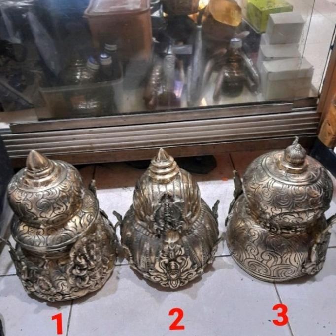 TERMURAH - BARANG ANTIK MAHKOTA RAJA BAHAN KUNINGAN SARI