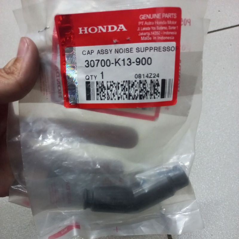 30700K13900 – CAP ASSY NOISE SUPPRESSOR, TUTUP BUSI, KEPALA BUSI, KOP BUSI VERZA 150 ORI AHM