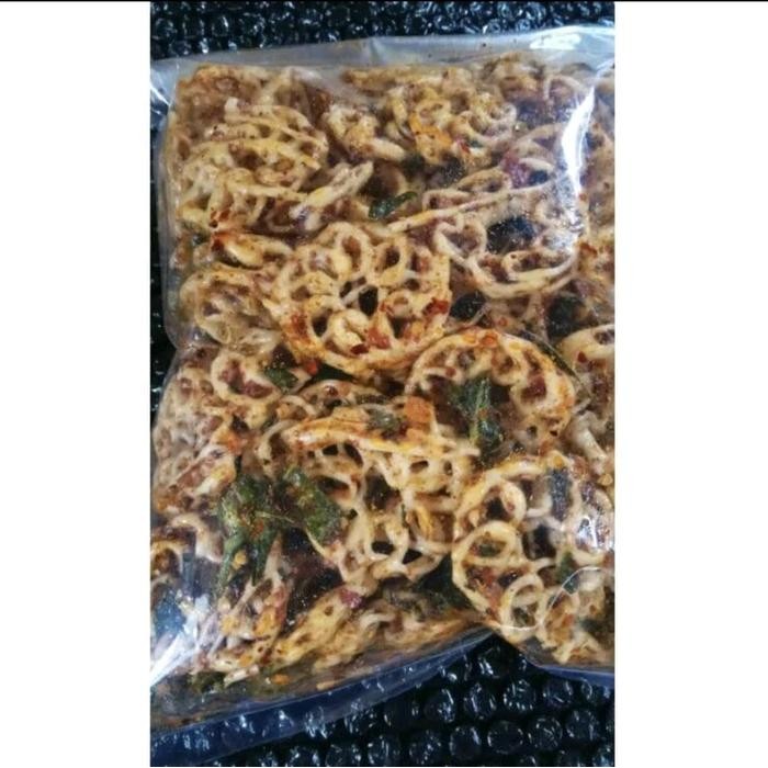 

TERMURAH Kerupuk mawar viral extra pedas daun jeruk 1kg Food Snacks